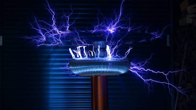 ce poate face un electrician constructor